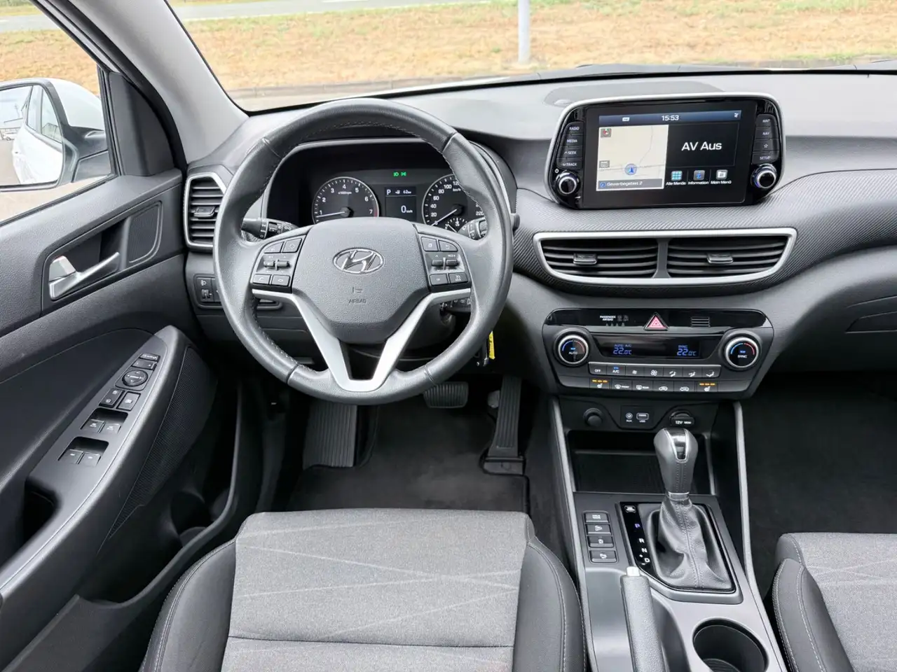 Hyundai TUCSON Trend 2WD DCT PANO/AHK/NAVI, миниатюра 19