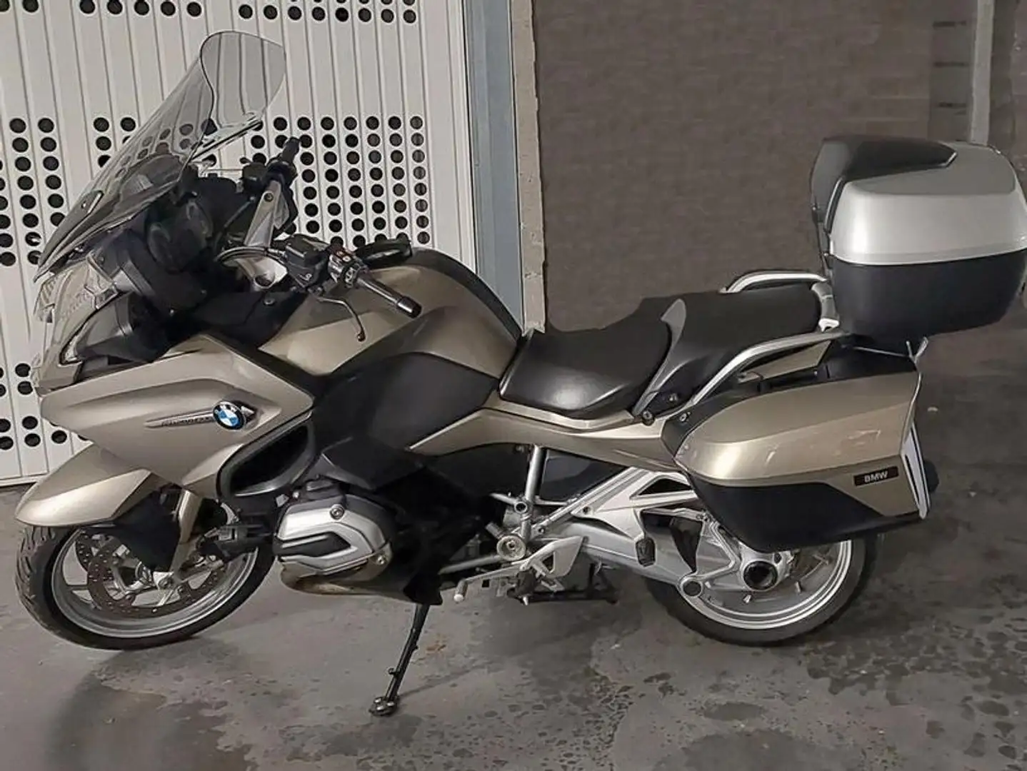 BMW R 1200 RT LC WATERGEKOELD Bronze - 1