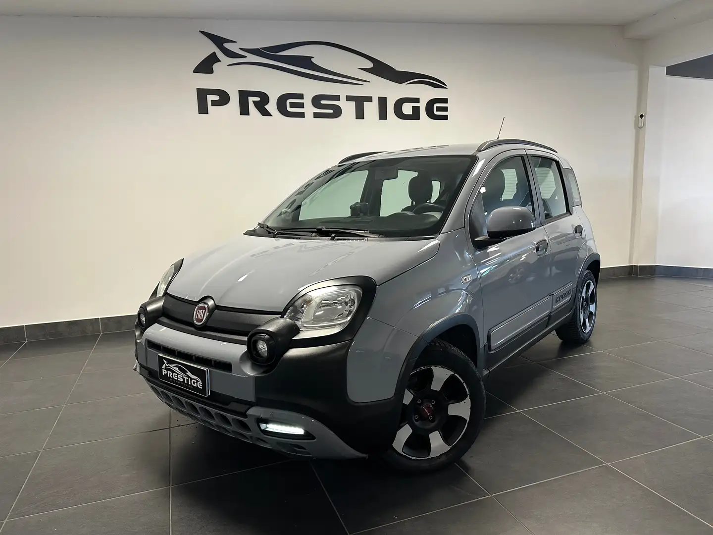 Fiat Panda PANDA CROSS 1.2 GPL 69CV NEOPATENTATI GARANZIA Grigio - 1