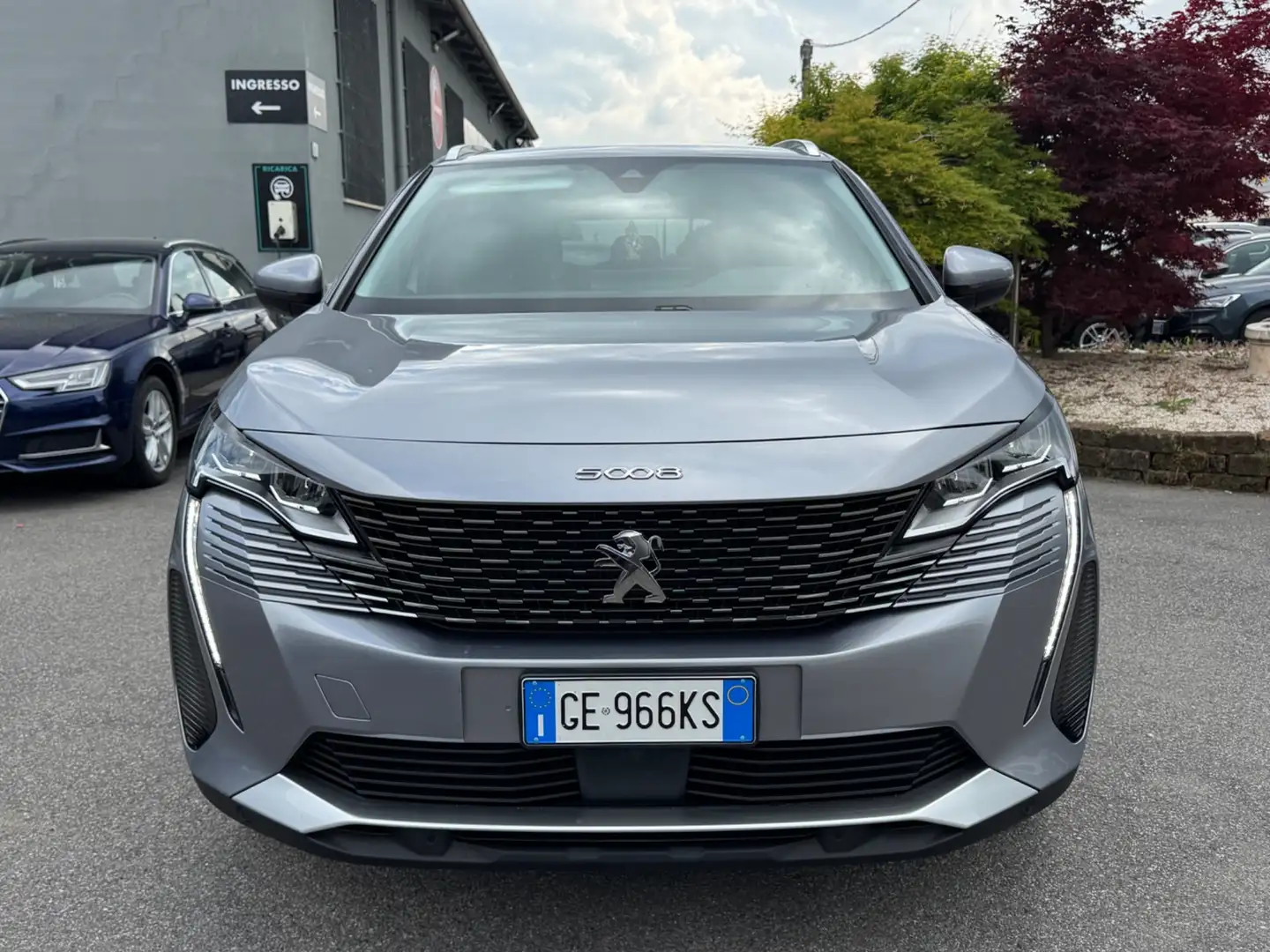 Peugeot 5008 BlueHDi 130 S&S EAT8 Allure Pack Gris - 2