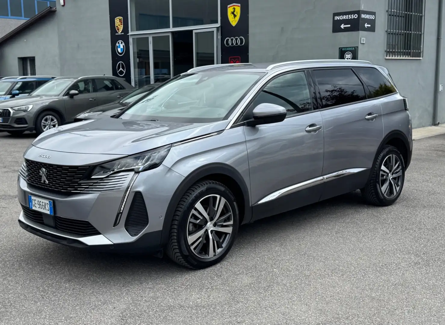 Peugeot 5008 BlueHDi 130 S&S EAT8 Allure Pack Gris - 1