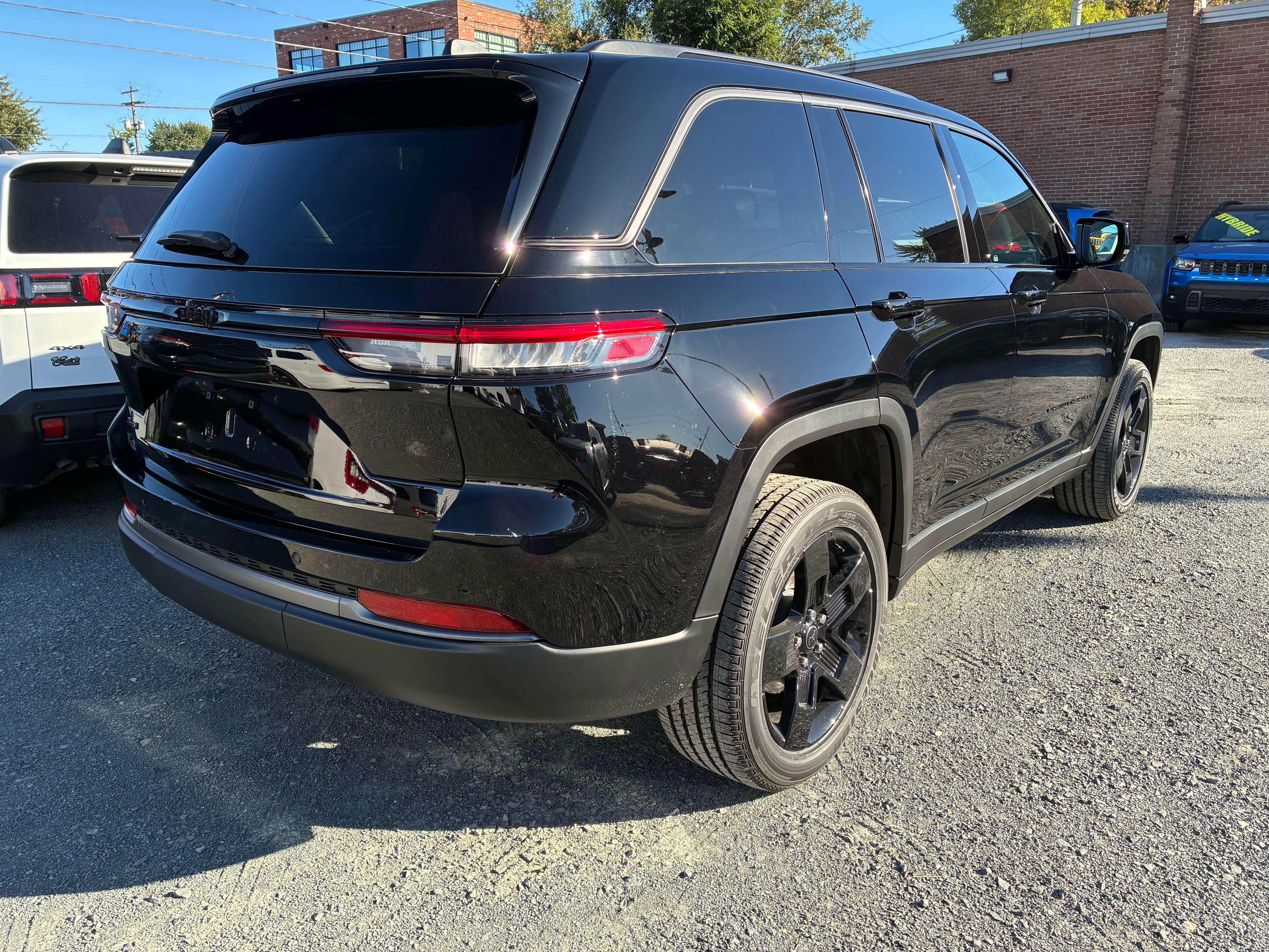 2027 Jeep Grand Cherokee