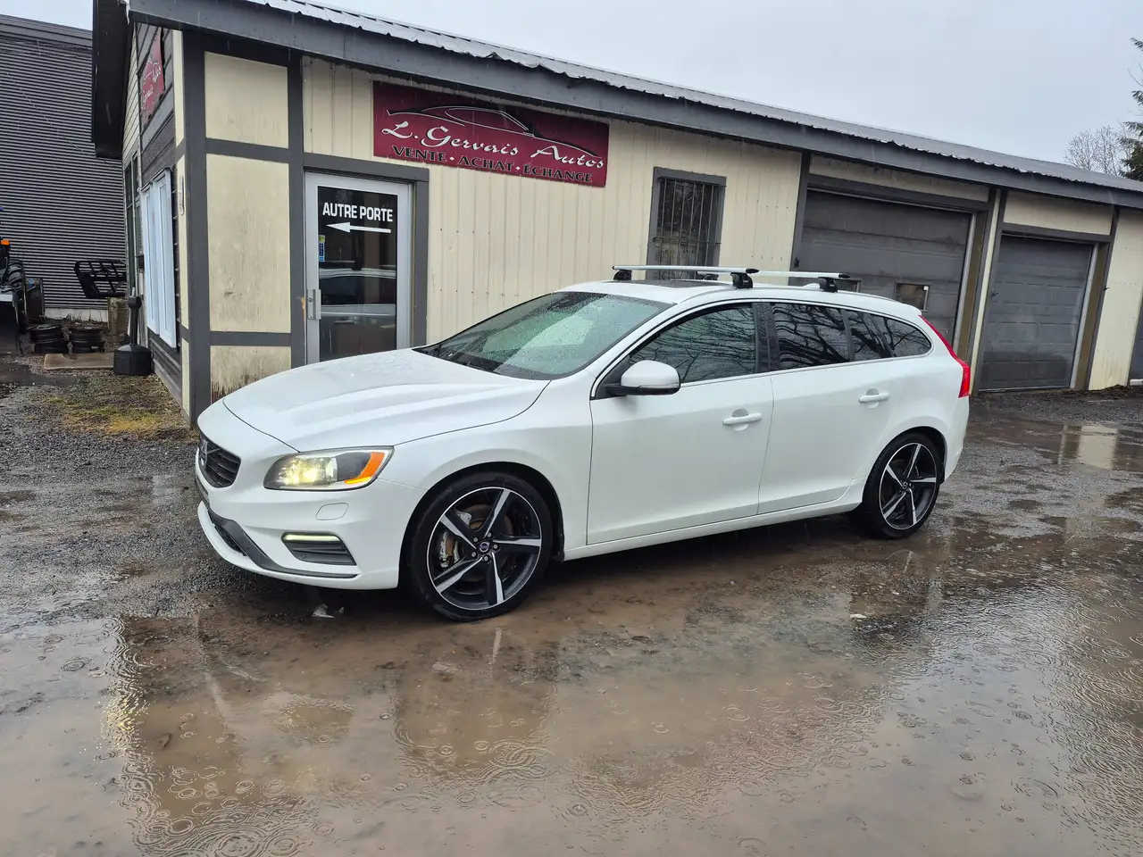 Volvo V60 снимка Volvo V60