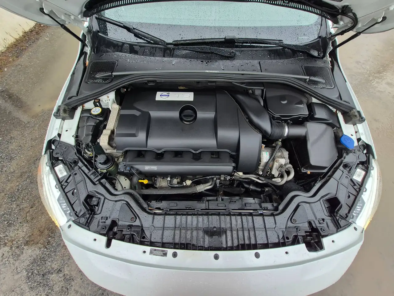 Volvo V60 снимка Volvo V60