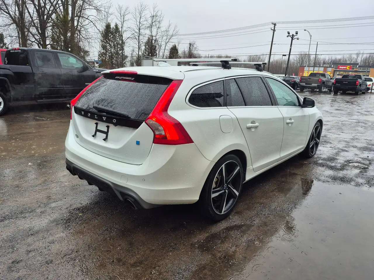 Volvo V60 снимка Volvo V60