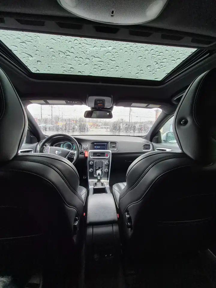 Volvo V60 снимка Volvo V60