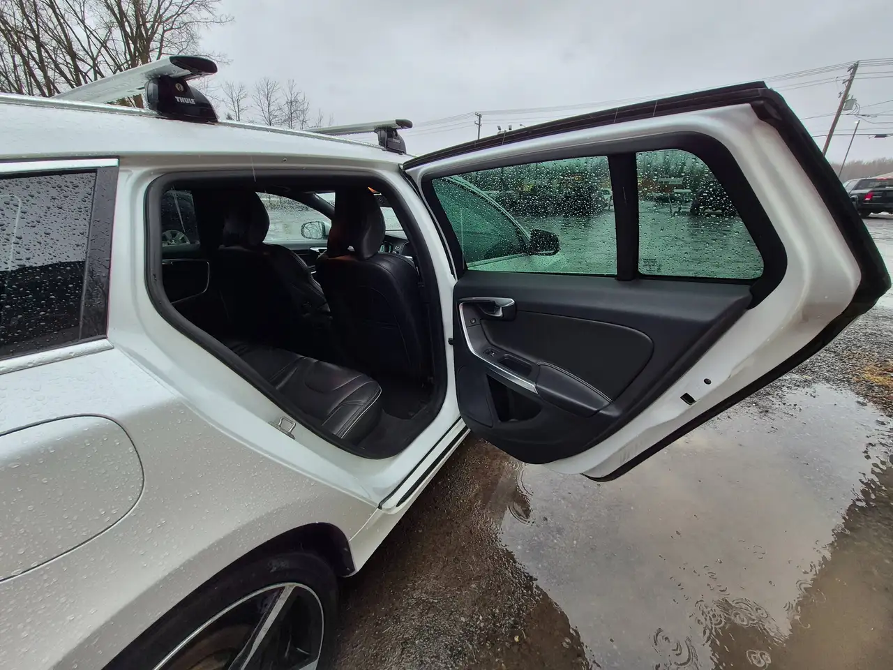 Volvo V60 снимка Volvo V60