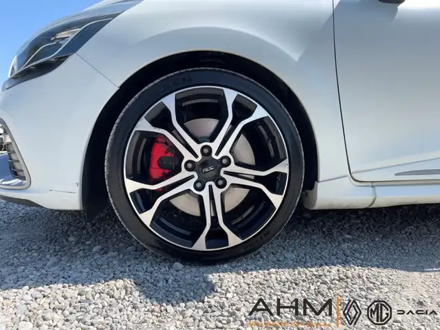 Renault Clio view 8