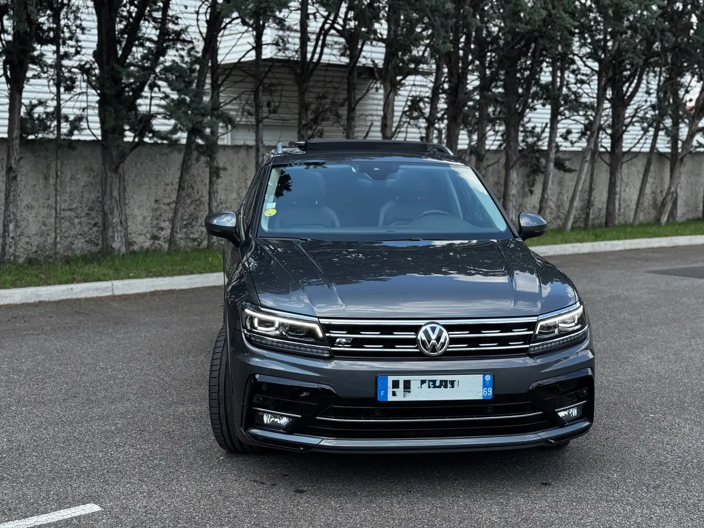 Volkswagen Tiguan Tiguan 2.0 TDI 150 DSG7 Carat Exclusive Gris - 2