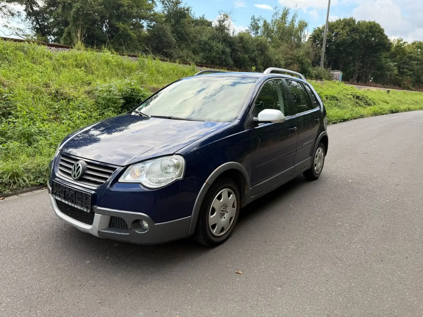 Volkswagen Polo IV CrossPolo.Gas und Benzin Bleu - 1