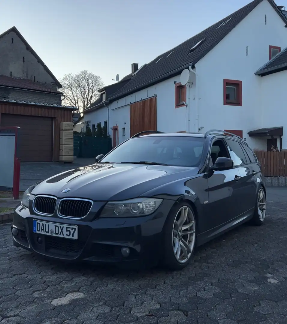 BMW 335 335d DPF Touring Aut. - 1