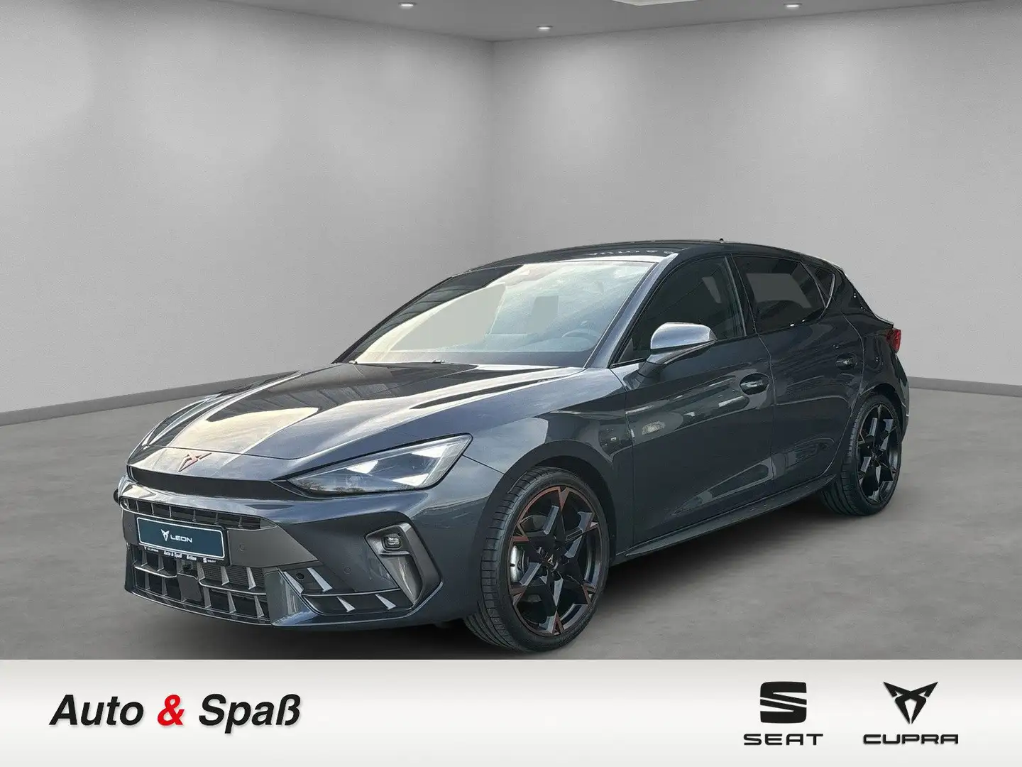 CUPRA Leon 1.5 eTSI 110 kW Grau - 1