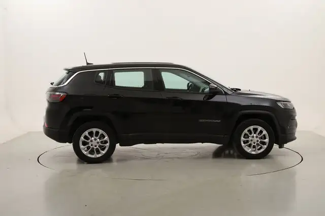 Jeep Compass view 6