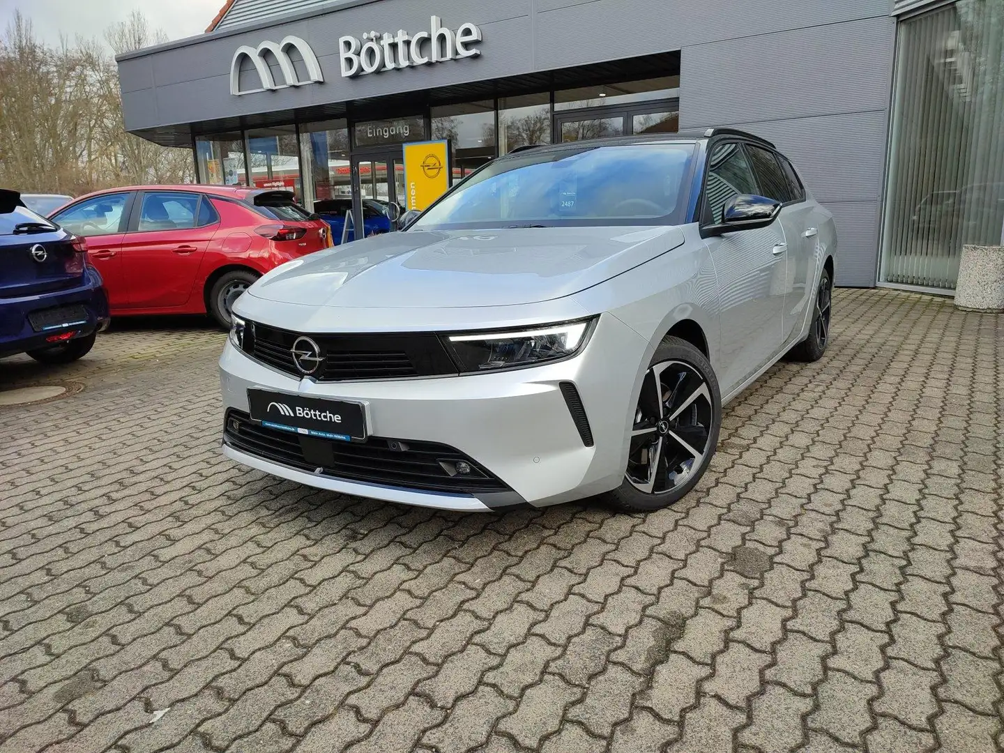 Opel Astra ST Elegance 1.5 D AT/LED/Navi/180°Kamera/Klimaauto Silber - 2