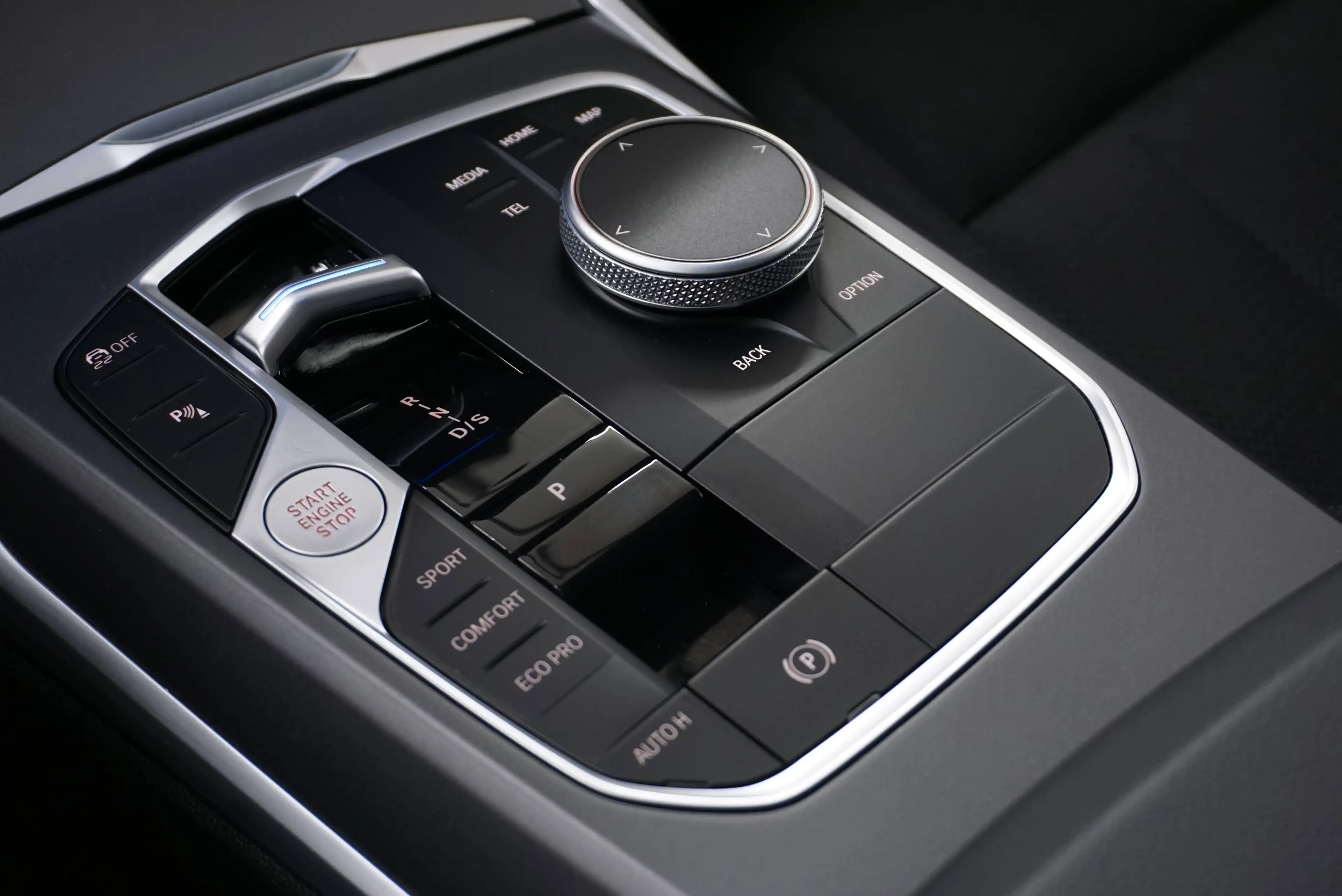 BMW 318 d  // shadow line // Ambientebeleuchtung — photo 6