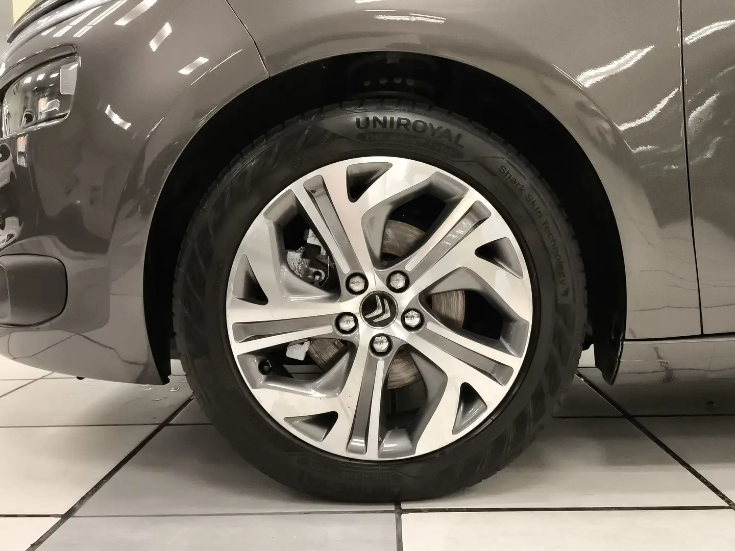 Citroen C4 Picasso 1.2 PureTech S&S Feel 130 Marrón - 2
