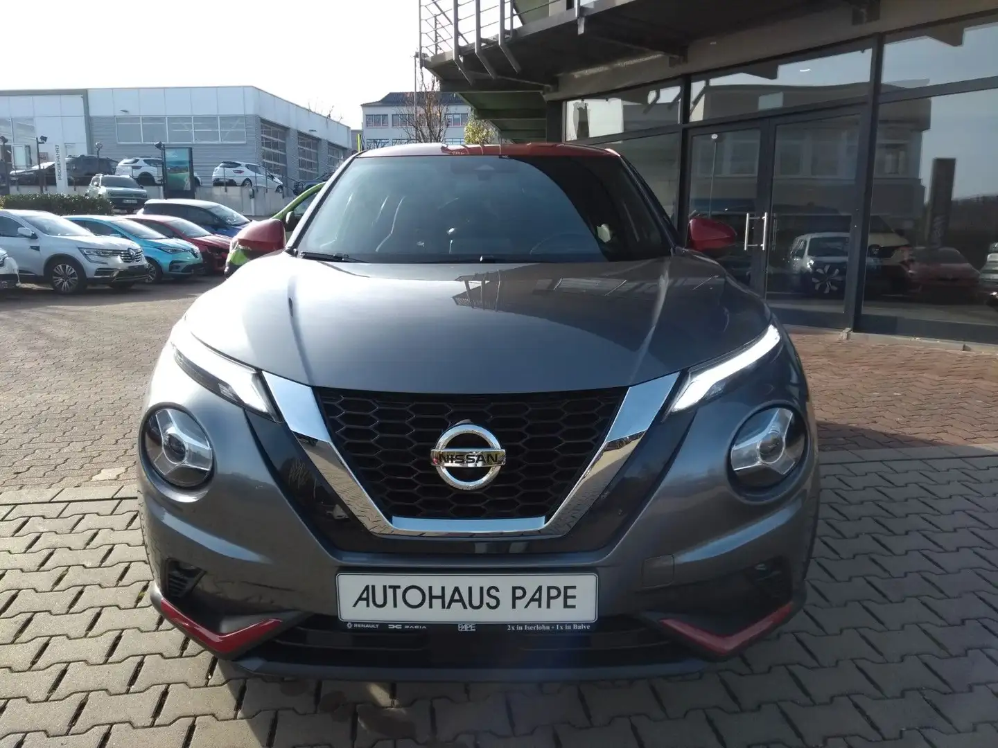 Nissan Juke DIG-T 117 Tekna 1.Hand / Scheckheft! Grijs - 2