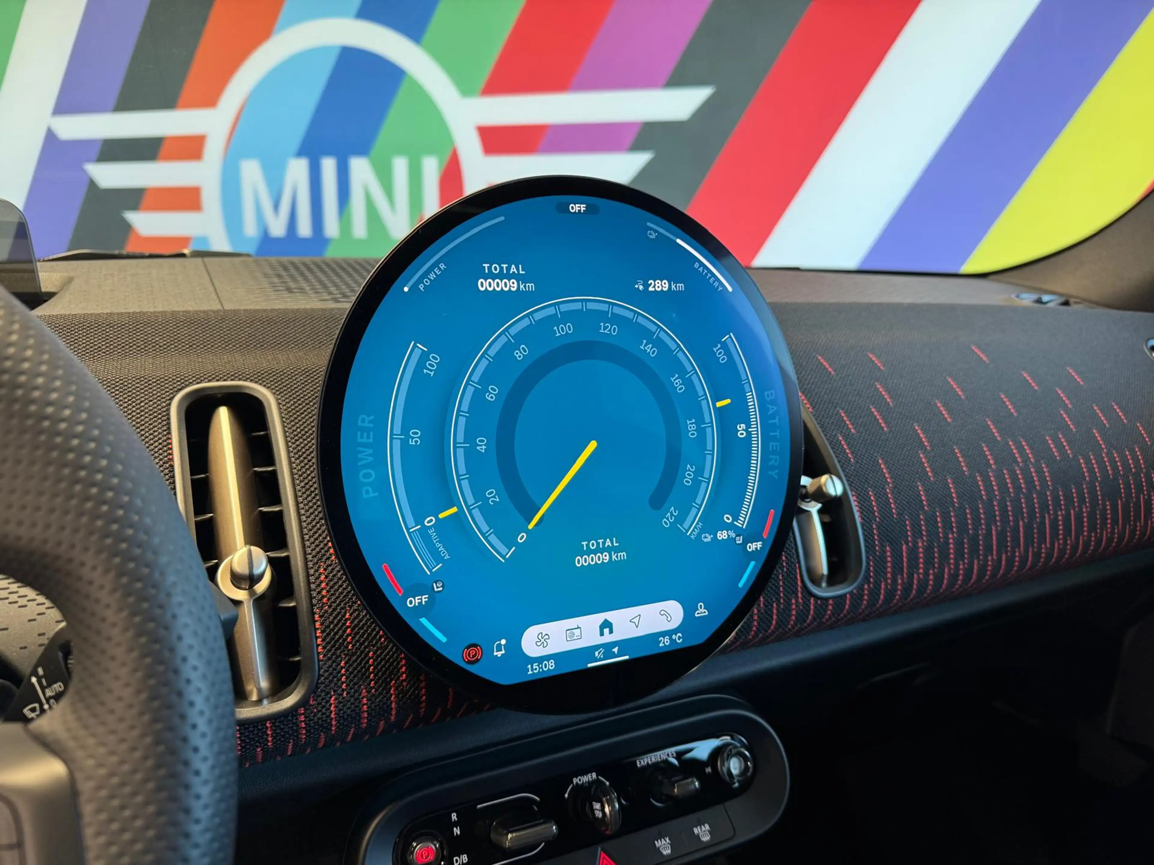 MINI John Cooper Works Countryman Mini E JCW Trim 66.5 kWh | Pakket L | Glazen panor — photo 11