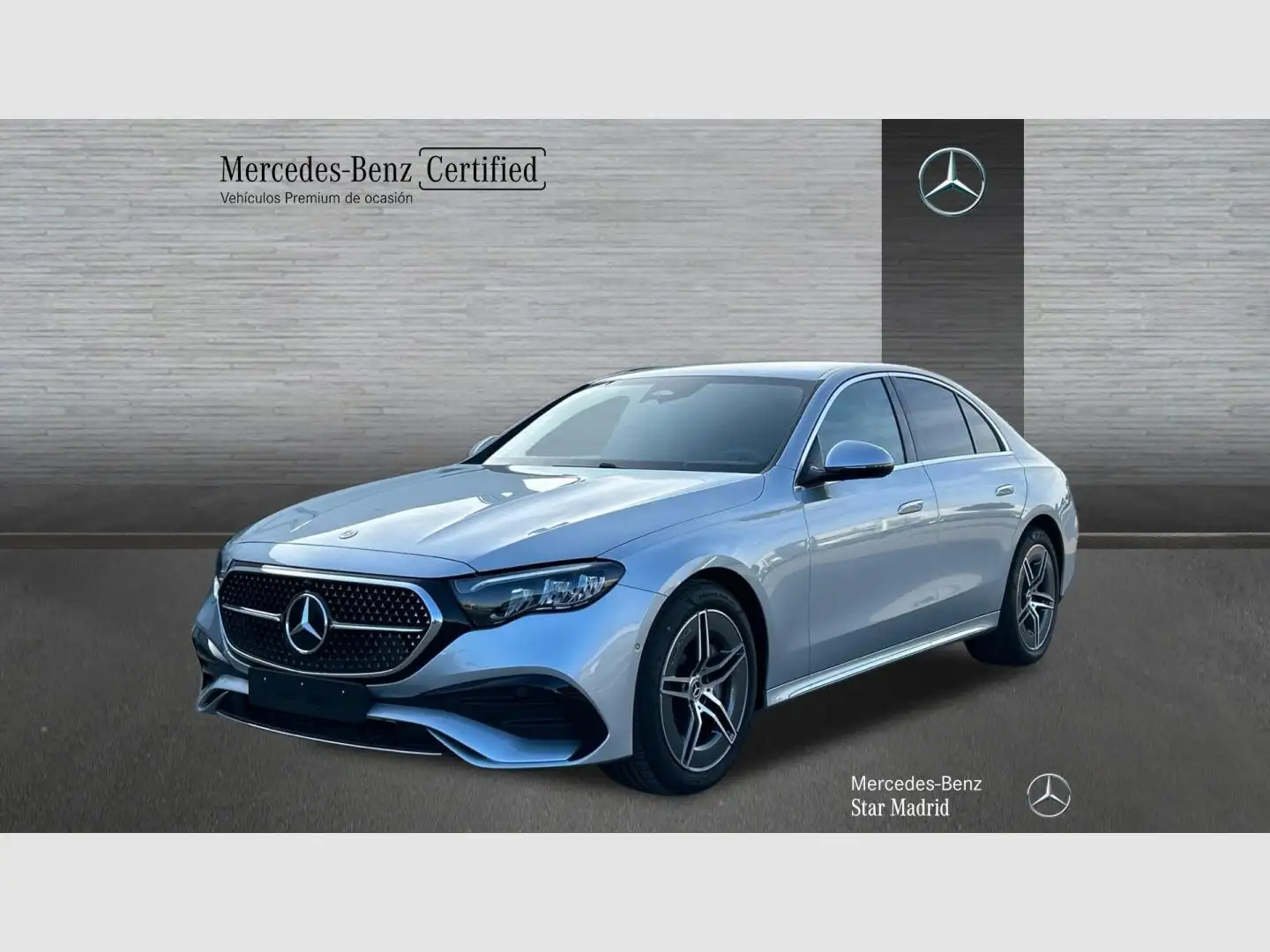 Mercedes-Benz E 220 d Plateado - 1