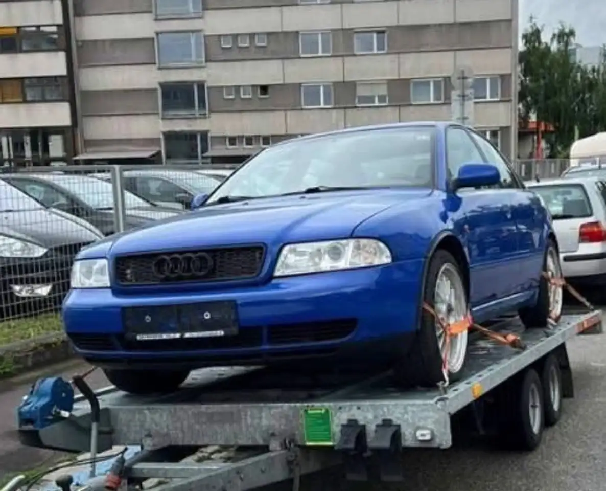 Audi A4 1,8 T, foto 10