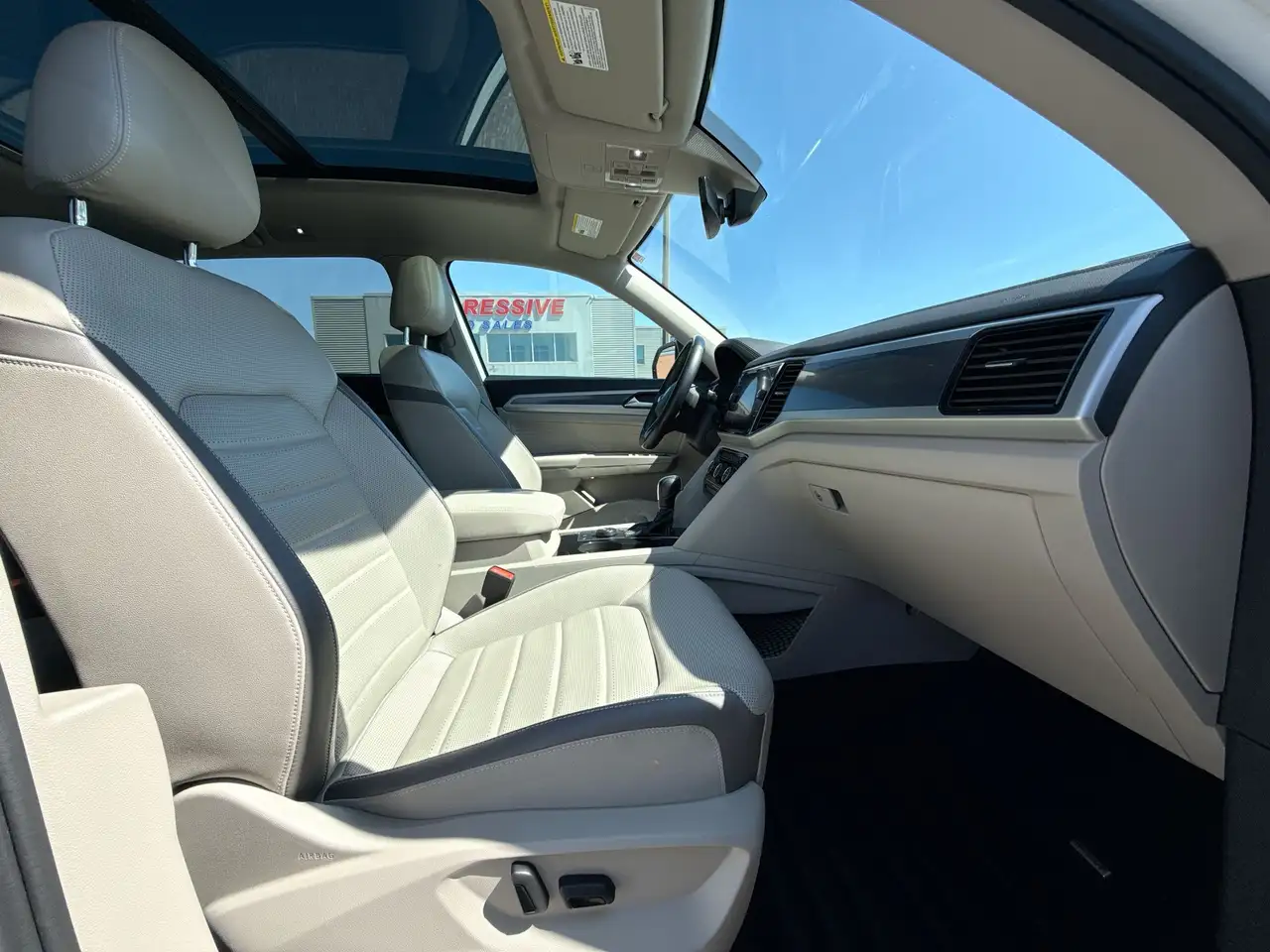 Volkswagen Atlas снимка Volkswagen Atlas
