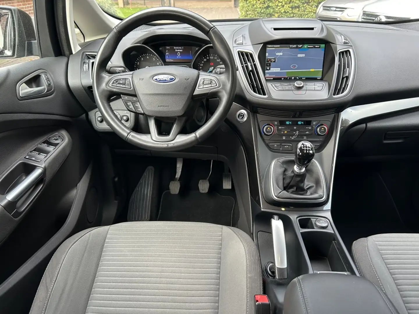 Ford Grand C-Max 1.0 125pk Titanium Navi, Clima, Trekhaak Bruin - 2