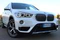 BMW X1 xDrive18d X-LINE *LUCI AMBIENTE *CARPLAY *CAMERA Blanc - thumbnail 5
