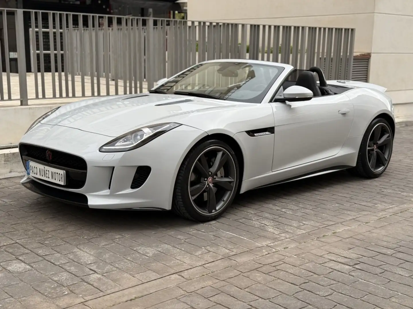 Jaguar F-Type Convertible 3.0 V6 Aut. 340 Білий - 1