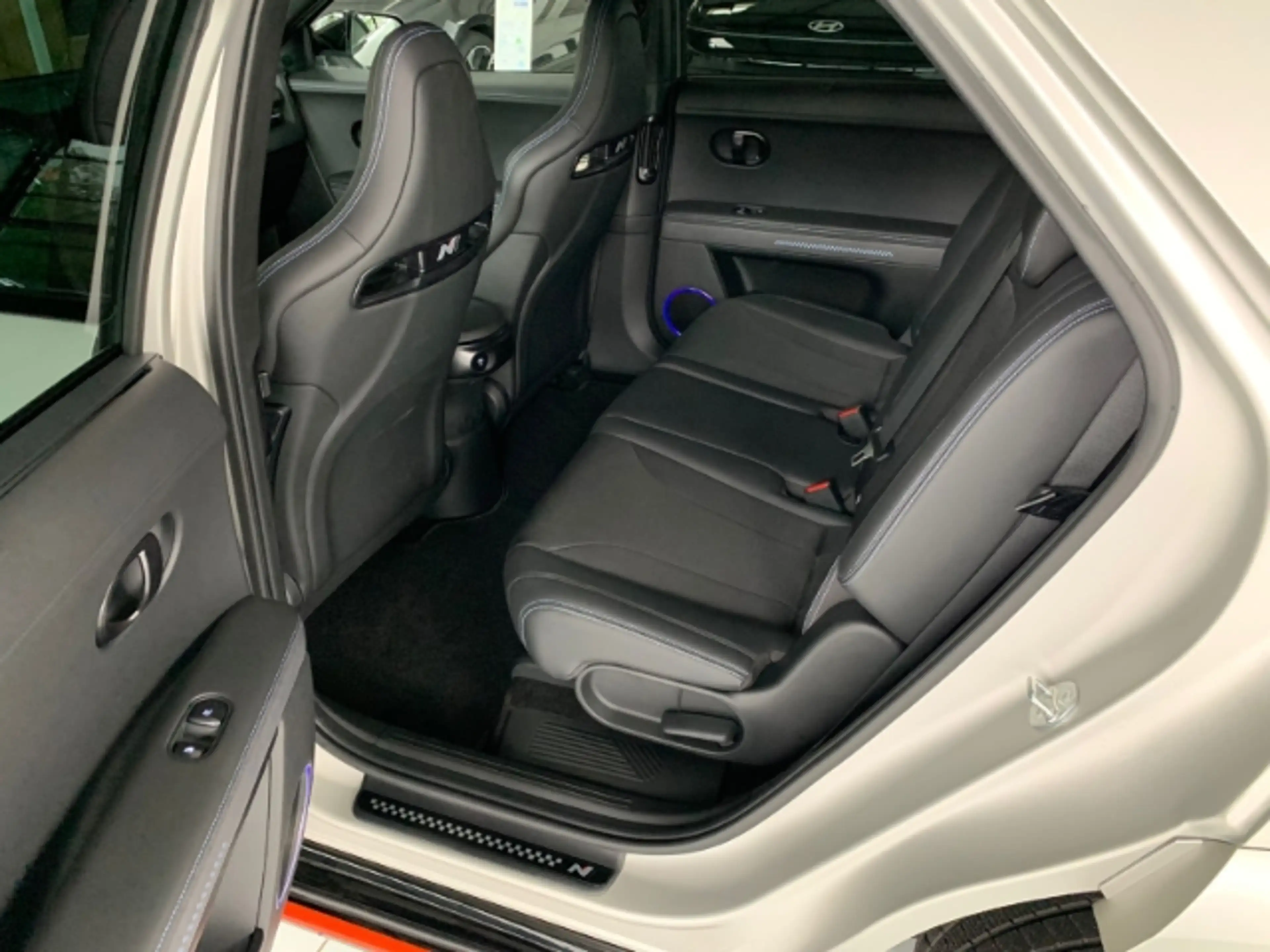 Hyundai IONIQ 5 4WD N-Performance  84 kWh Navi Voll LED — photo 9