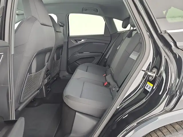 Audi Q4 E-Tron view 10