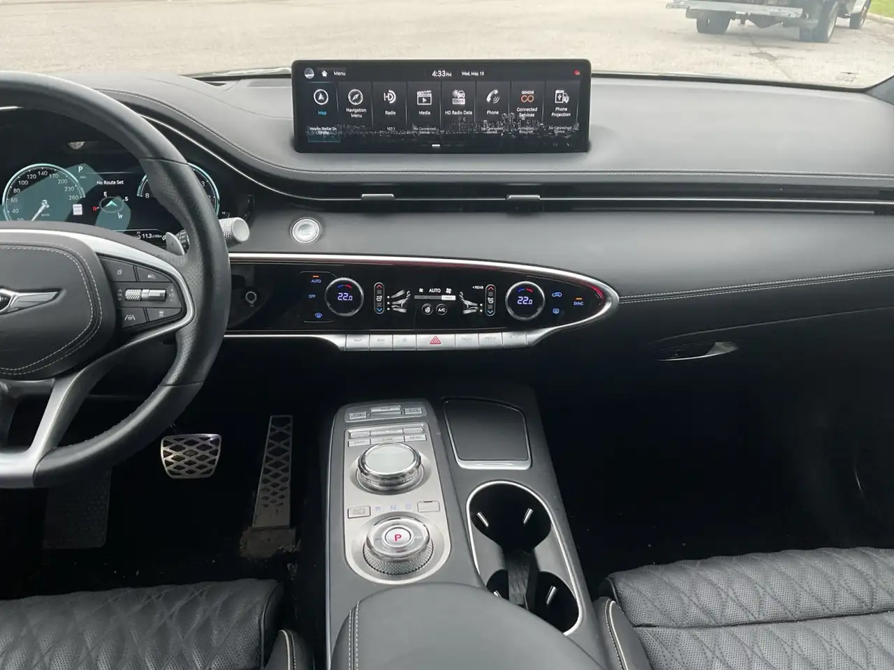 Genesis GV70 снимка Genesis GV70
