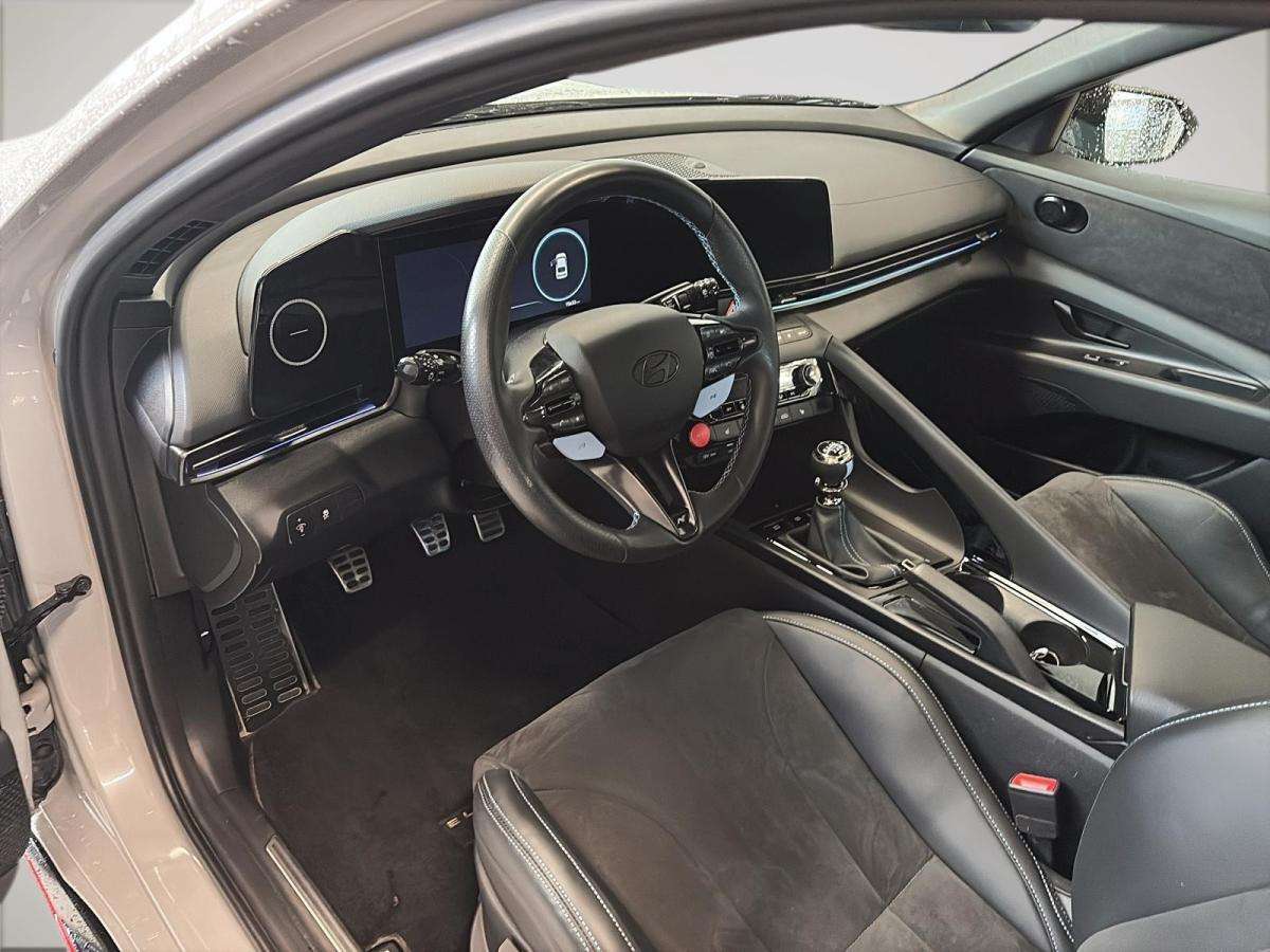 2025 Hyundai Elantra Manuelle — снимка 1