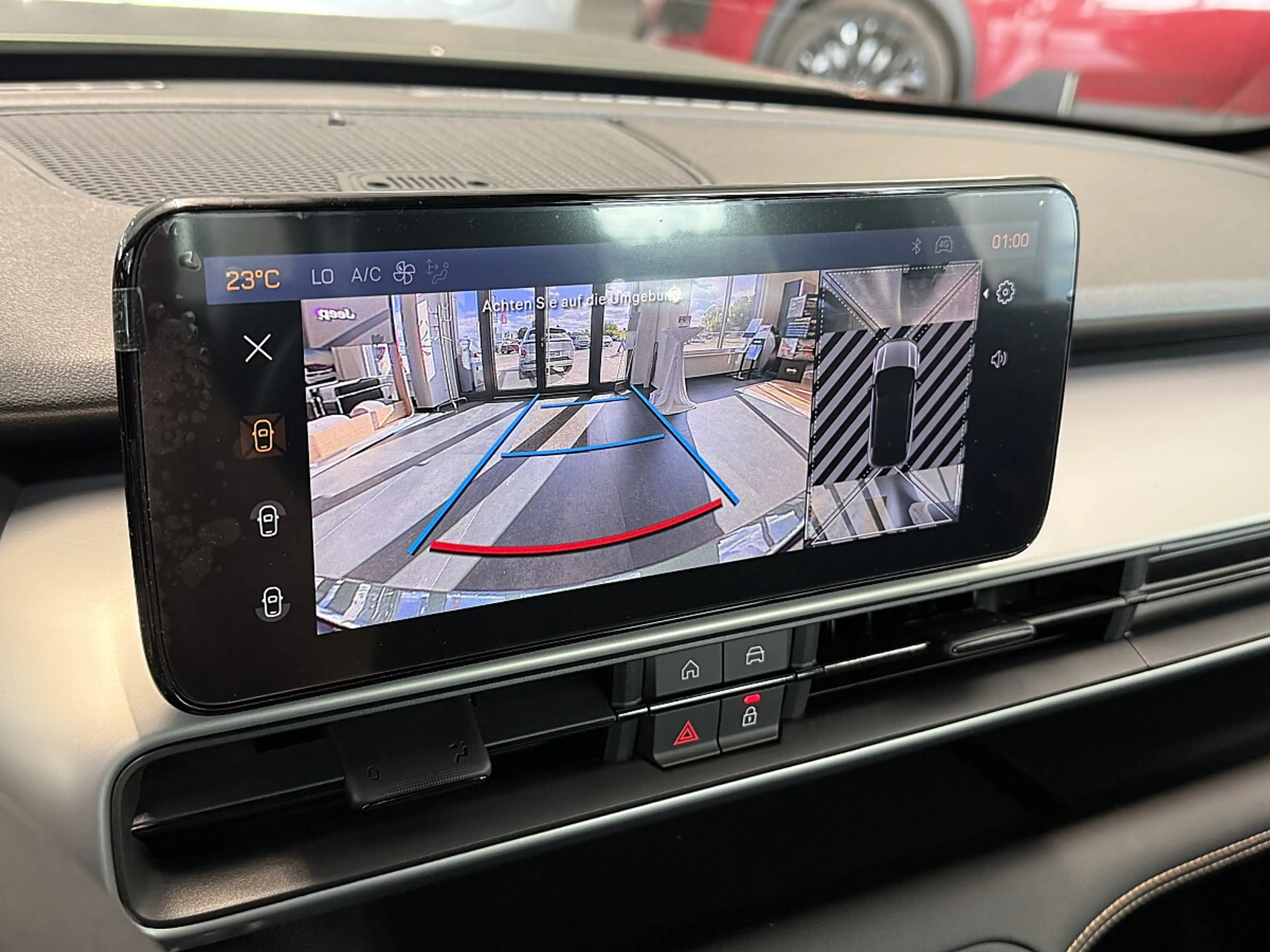 Jeep Avenger 1.2 Mild-Hybrid 85th Anniversary (EURO 6e) — photo 11