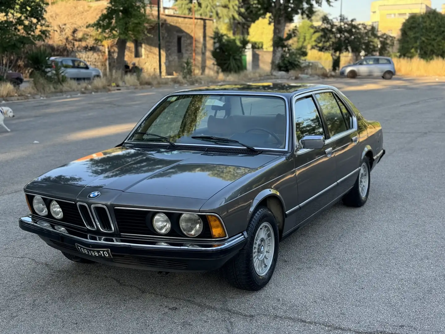 BMW 728 E23 2.8 184cv - 1