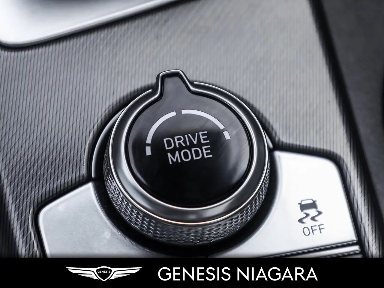 Genesis G70 photo Genesis G70