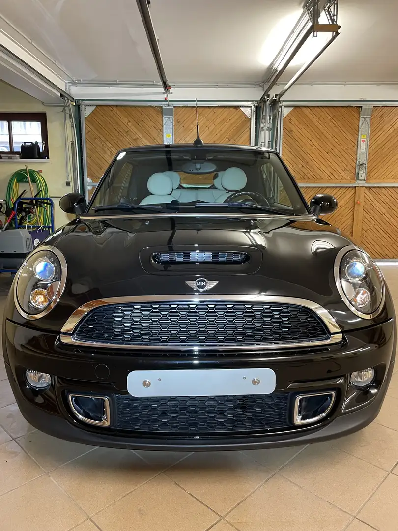 MINI Cooper SD Cabrio - 2