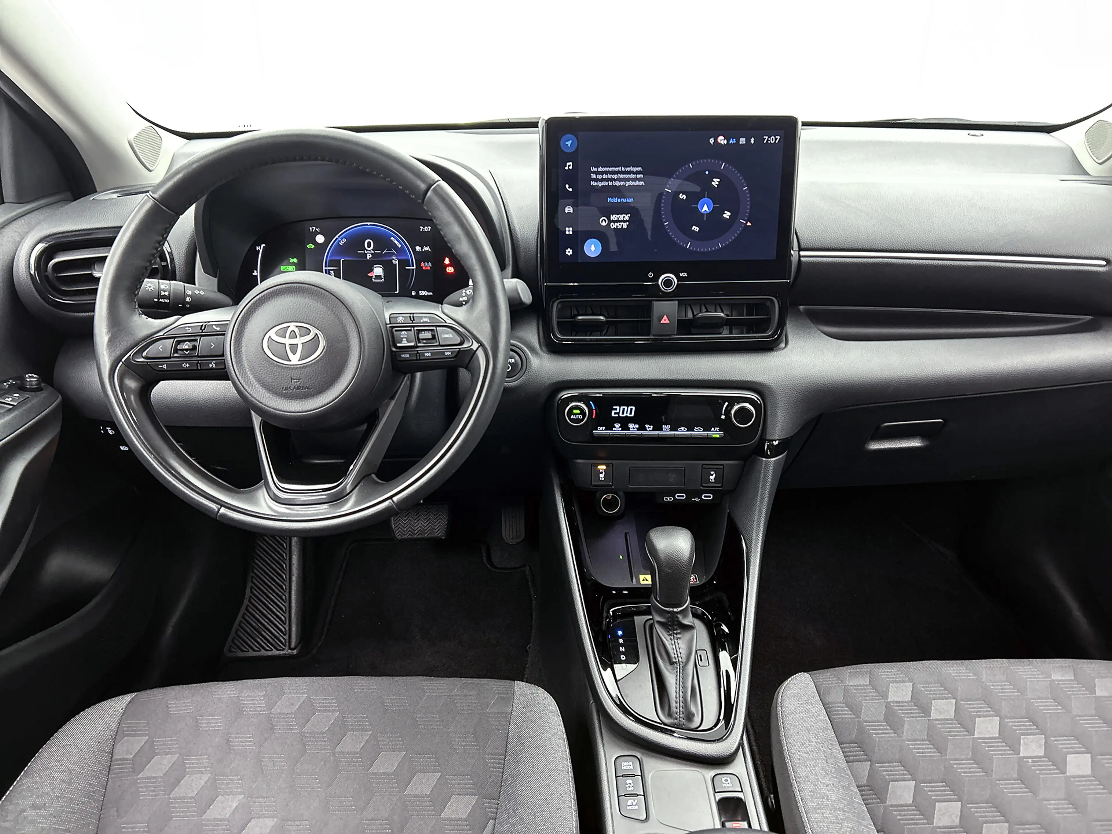 Toyota Yaris 1.5 Hybrid 115 Dynamic | BTW voertuig | Dodehoek d — photo 4