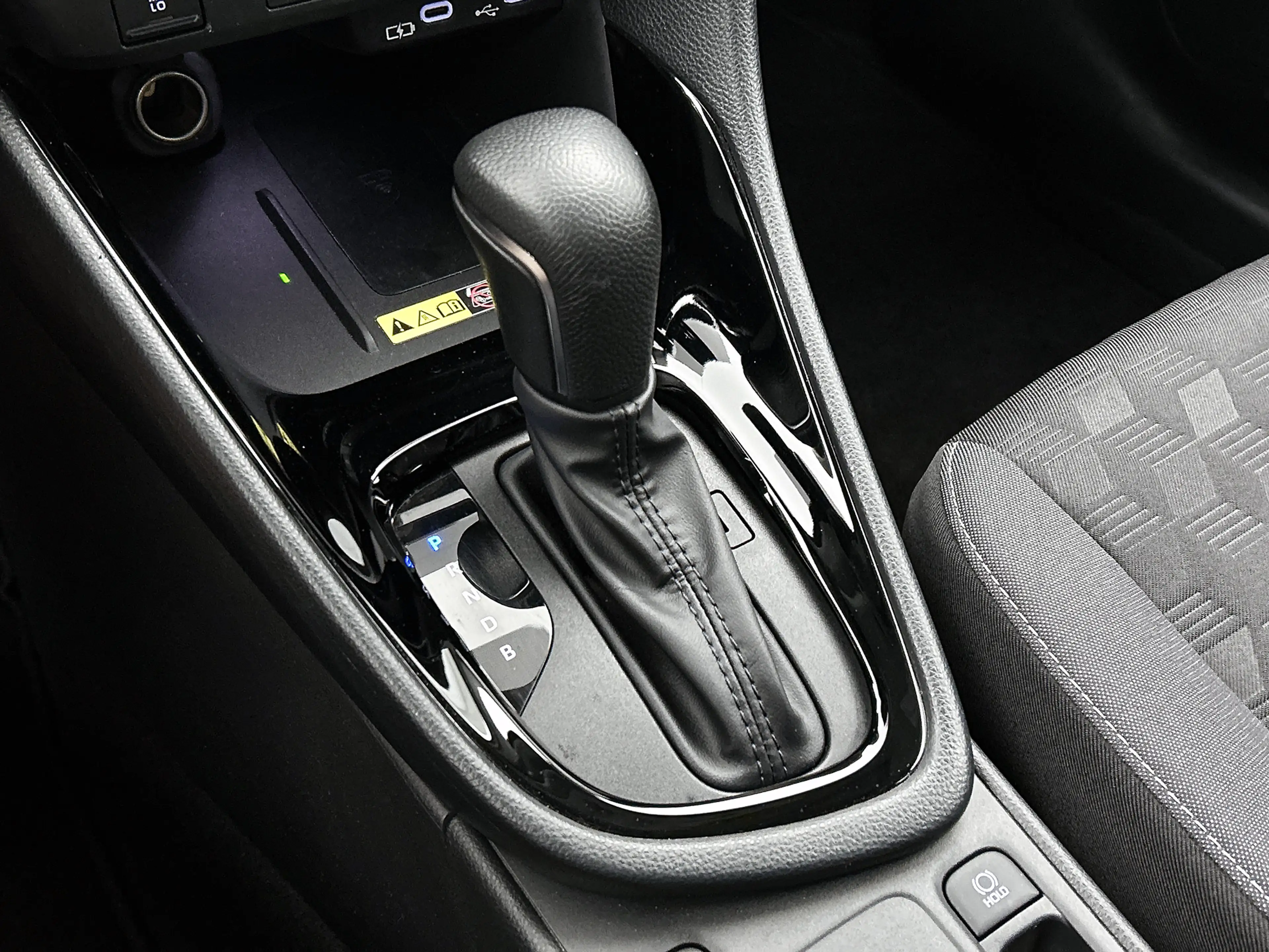 Toyota Yaris 1.5 Hybrid 115 Dynamic | BTW voertuig | Dodehoek d — photo 14
