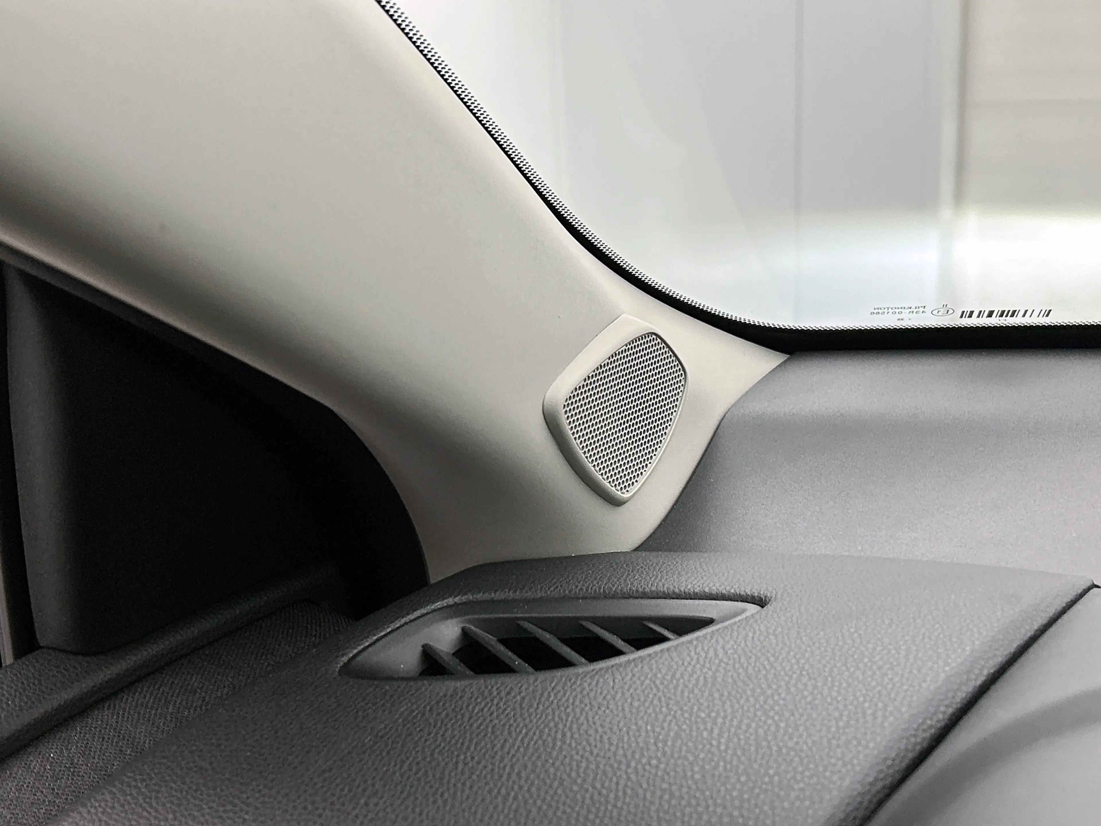 Toyota Yaris 1.5 Hybrid 115 Dynamic | BTW voertuig | Dodehoek d — photo 31