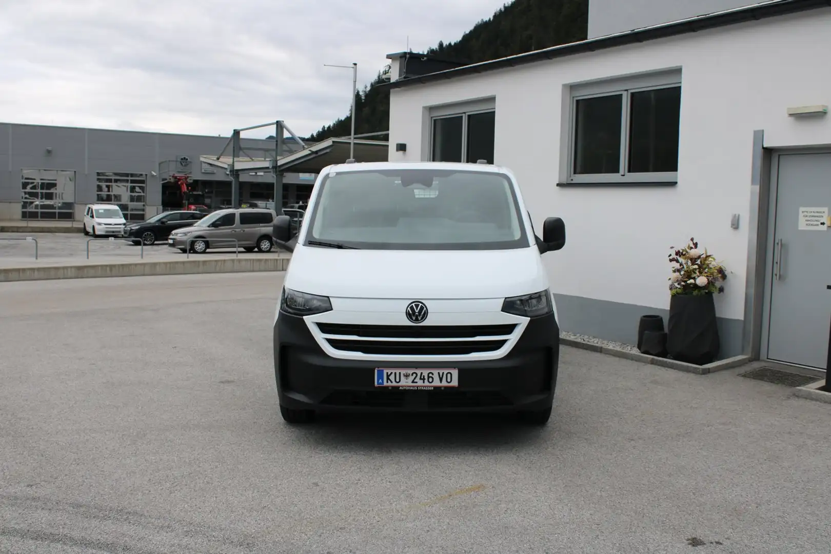 Volkswagen T7 Transporter VW Transporter T7 Kastenwagen TDI Weiß - 2