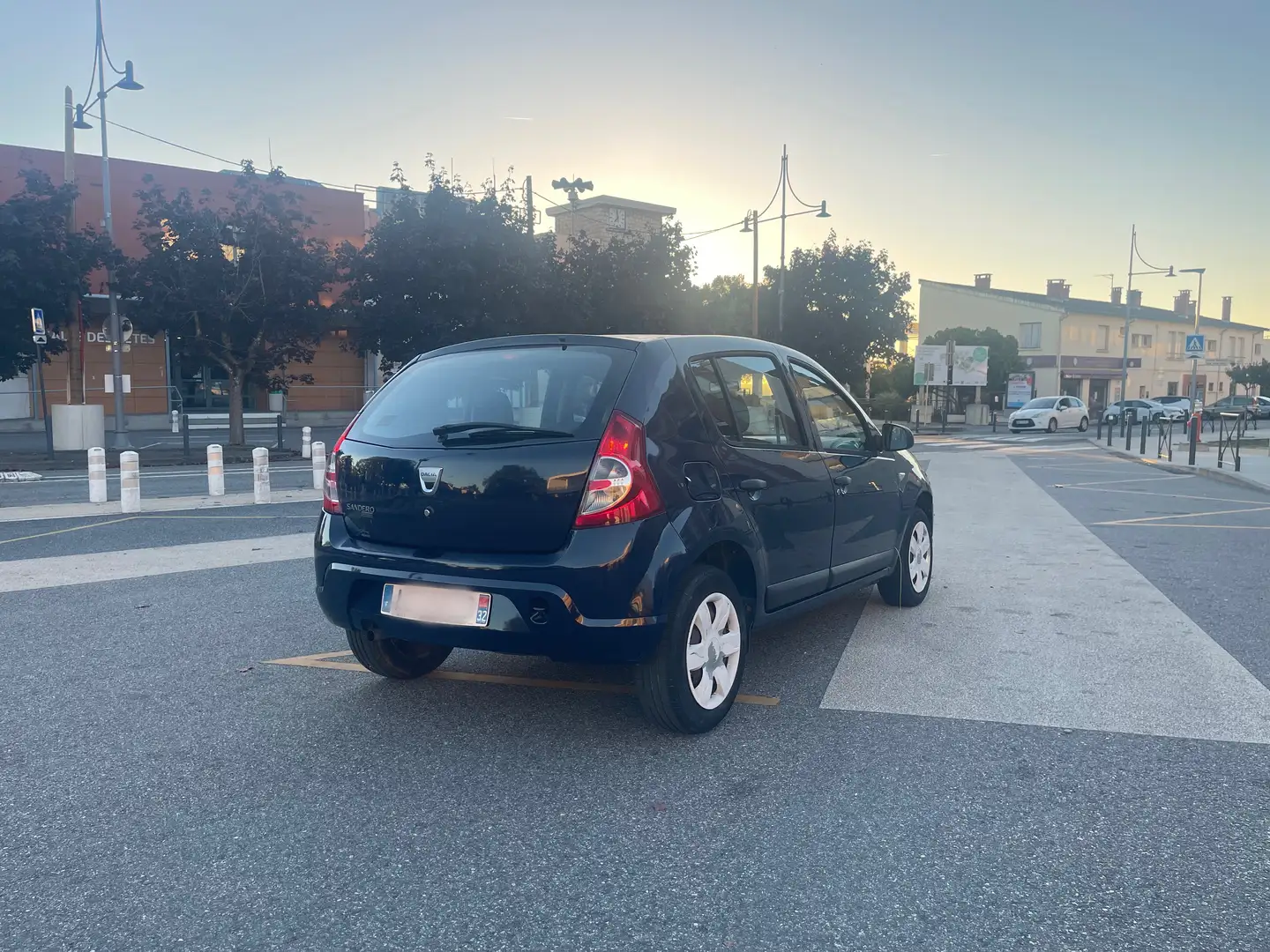 Dacia Sandero 1.4 MPI 75 Ambiance - 2