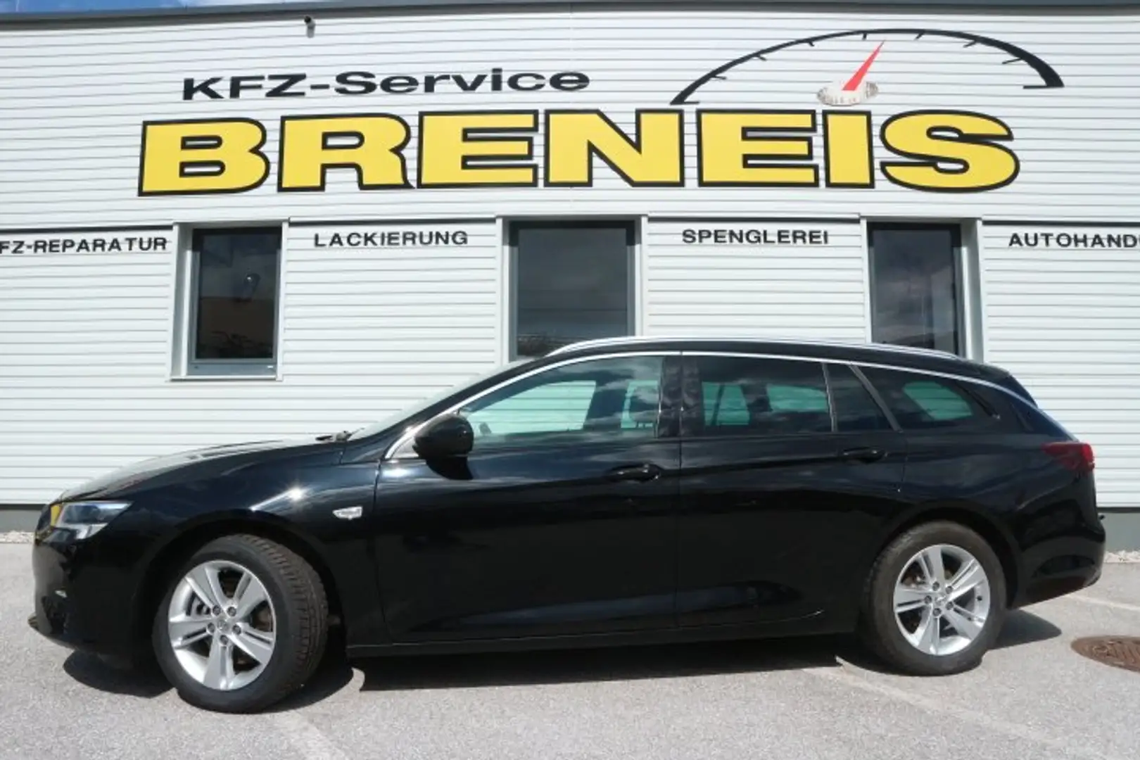 Opel Insignia ST 2,0 CDTI Aut.Business Premium*AHK*LED*NAVI* Schwarz - 1