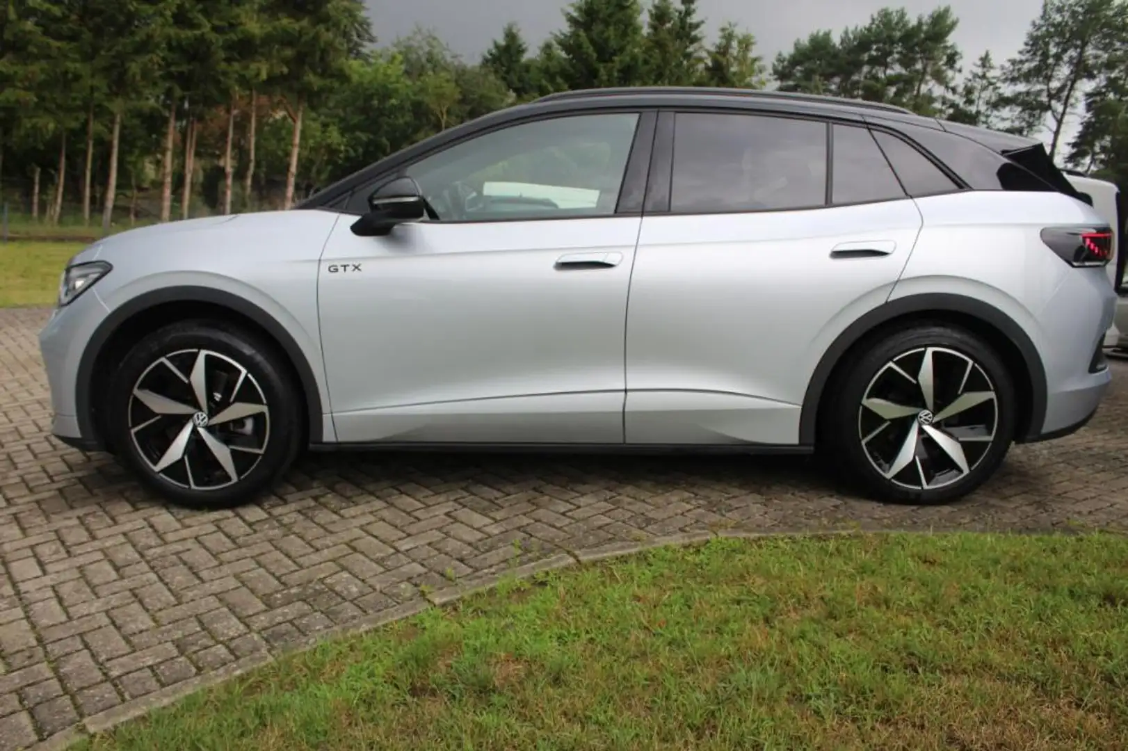 Volkswagen ID.4 GTX 4x4 Matrix Rfk Pano Argintiu - 2