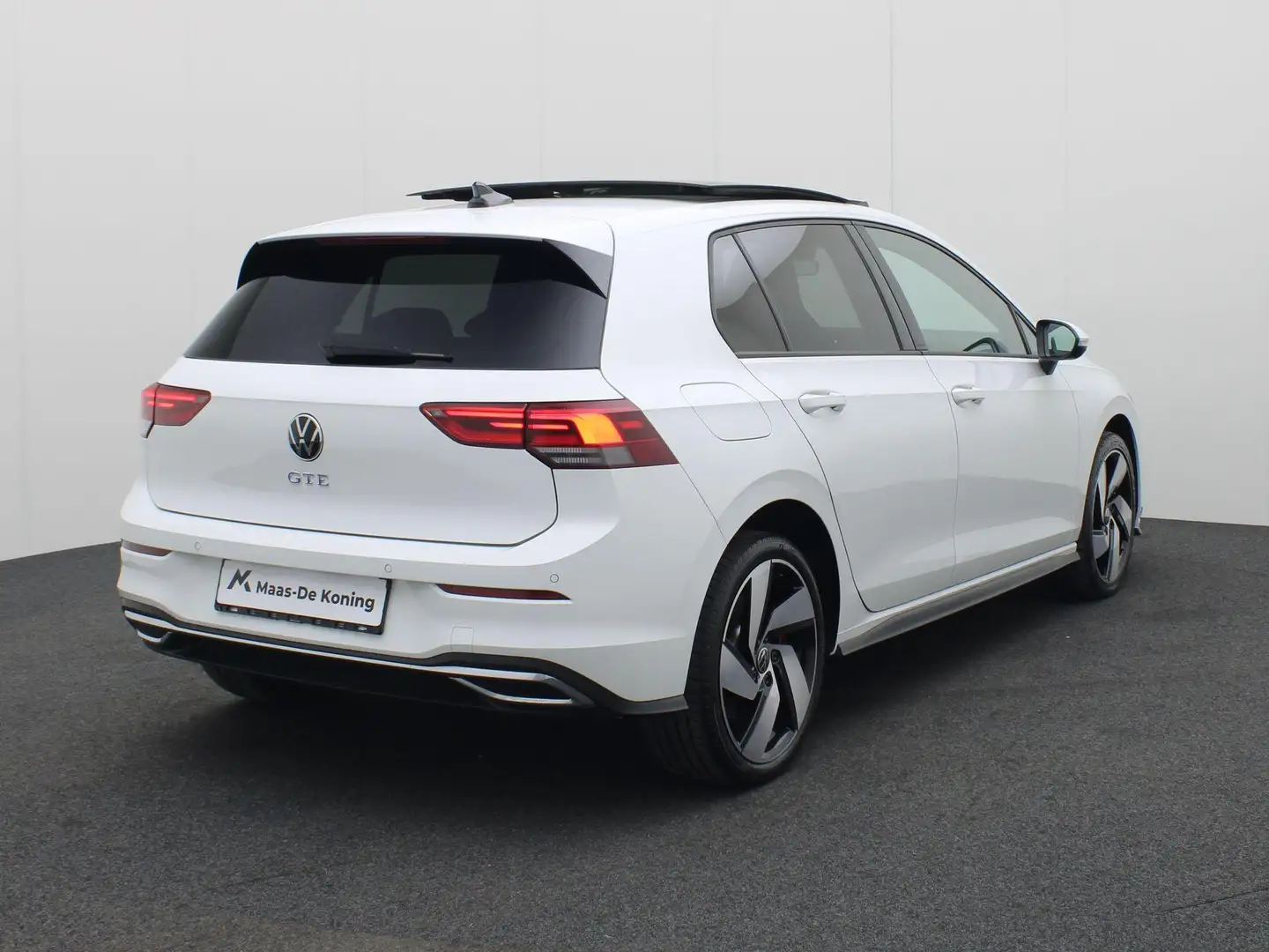 Volkswagen Golf GTE 1.4eHybrid 180kW/245PK · Panoramadak · Parkeersens Blanc - 2