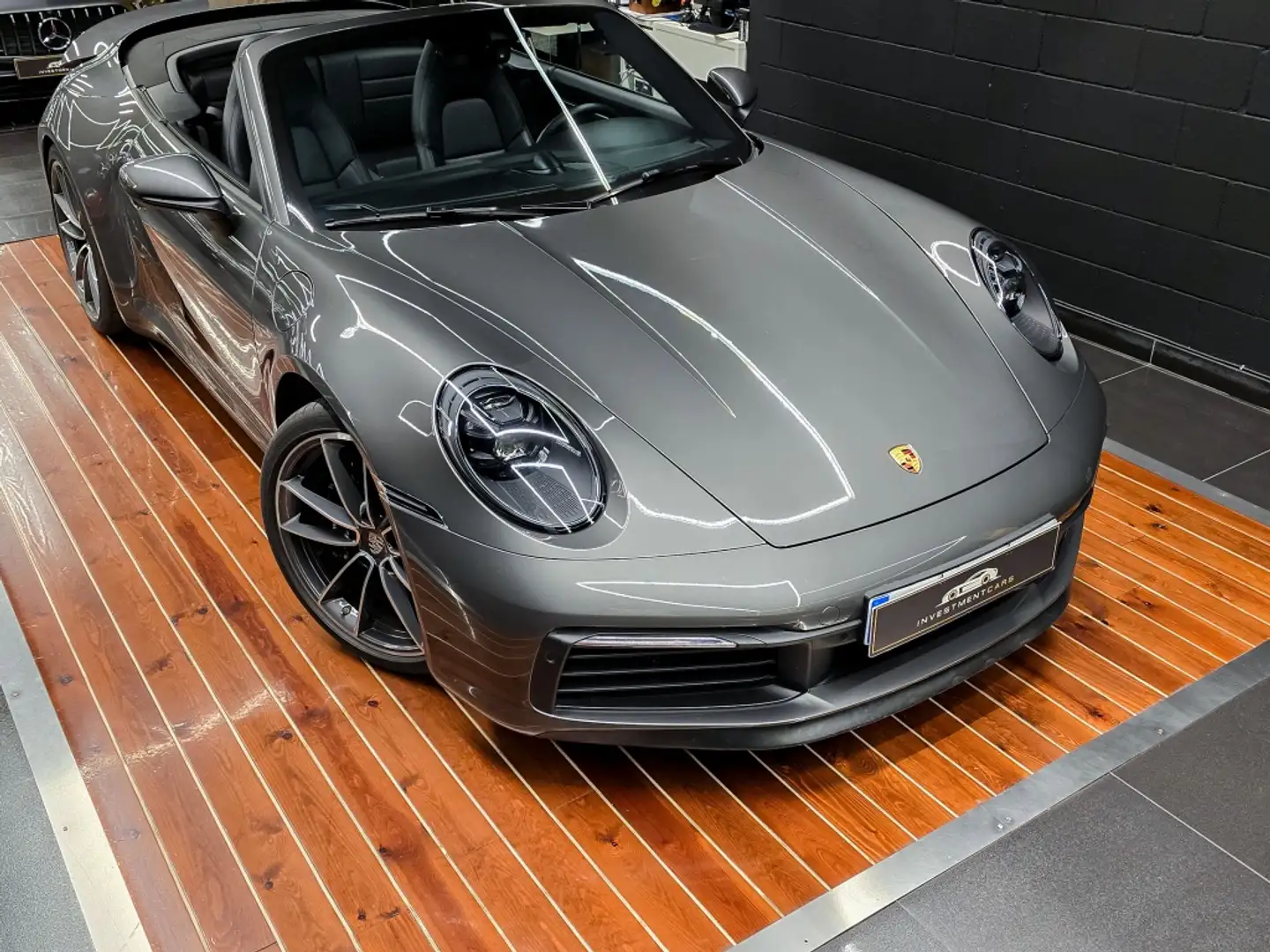 Porsche 992 Carrera 4S Cabriolet PDK Gris - 2