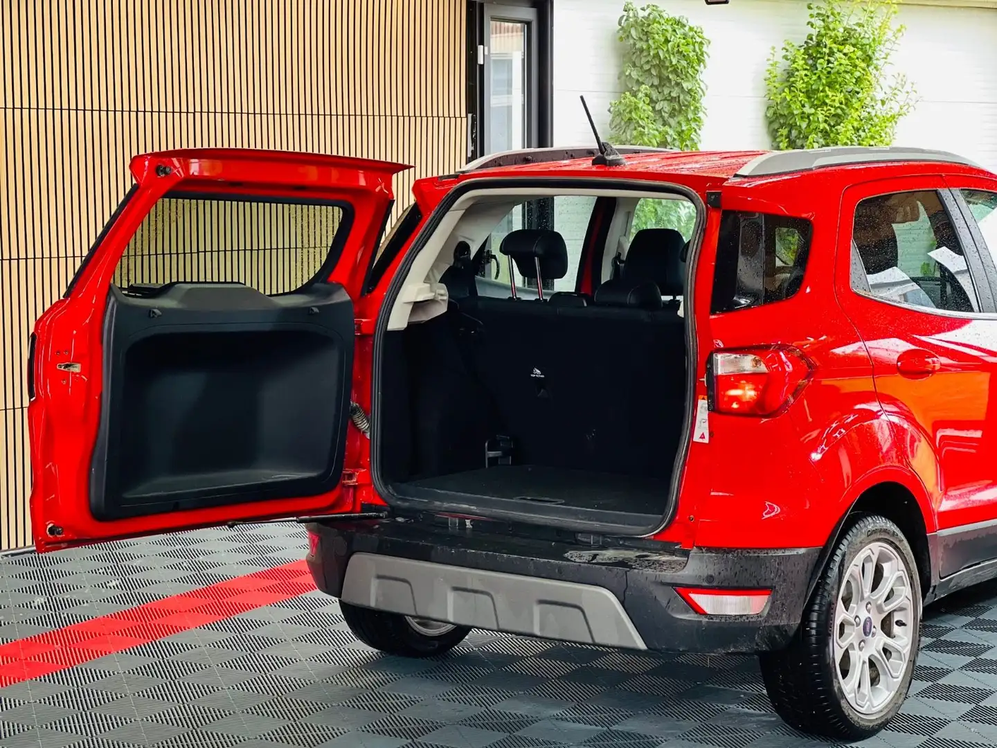Ford EcoSport Titanium *Automatik*B&O*LenkradH* Rot - 2