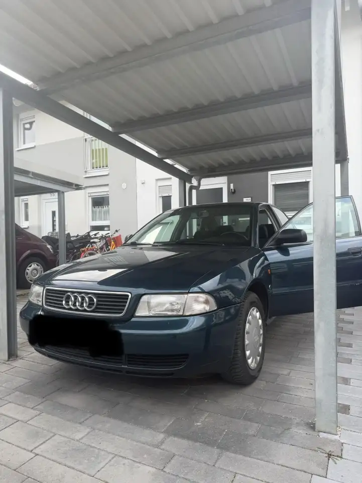 Audi A4 1.6, foto 1