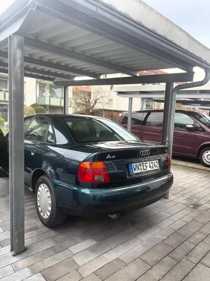 Audi A4 1.6, foto 2