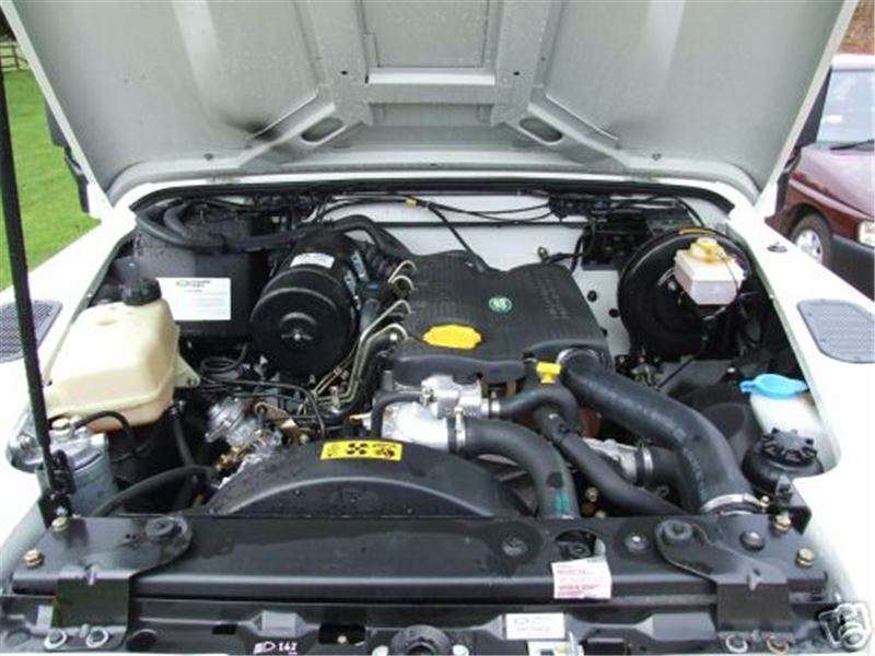2006 Land Rover Defender thumb 15