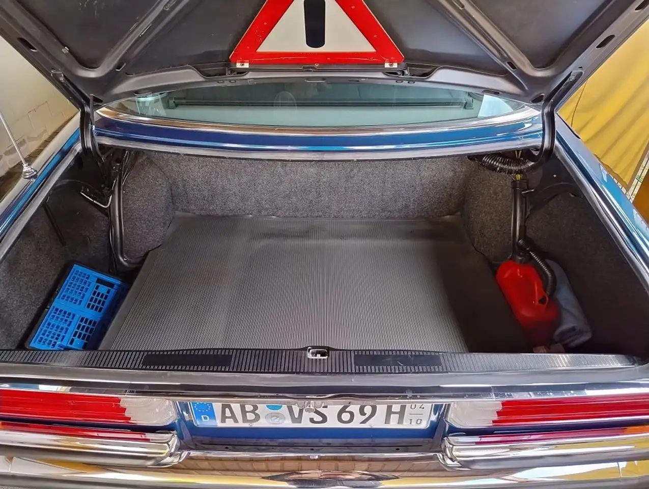 Mercedes-Benz 450 SEL 6.9, foto 11